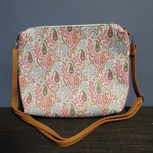 ❗CLOSET LIQUIDATION❗️Carlos by Carlos Santana Crossbody Bag (Modified)